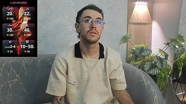 CodyWalkerR online show from 06/07/26, 03:16