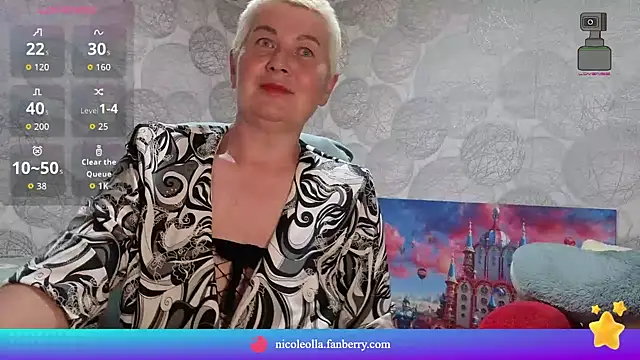 NicoleOlla online show from 05/13/26, 02:25