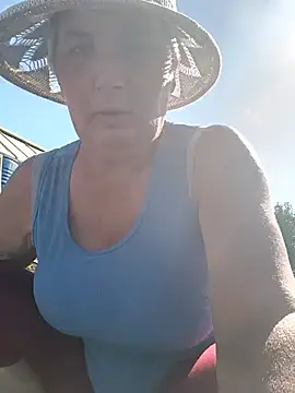 NicoleOlla online show from 06/20/26, 02:14