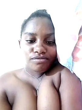 Snapshot of Ebonyyprincess chatting on 12/08/24, 10:57 Ebonyyprincess online show from 12/08/24, 10:57