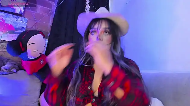 Pucaa  online show from 10/23/25, 11:46