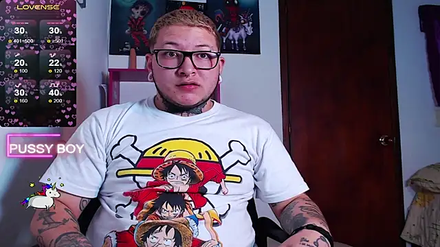 Snapshot of princeFtm chatting on 02/08/25, 11:55 princeFtm online show from 02/08/25, 11:55