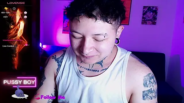 Snapshot of princeFtm chatting on 09/14/25, 02:27 princeFtm online show from 09/14/25, 02:27