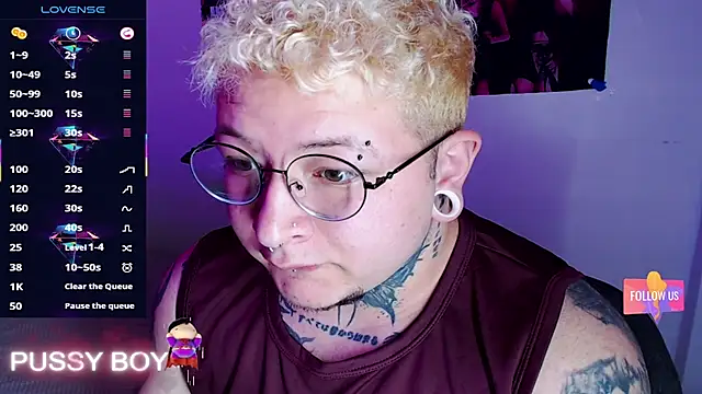 Snapshot of princeFtm chatting on 02/17/26, 06:14 princeFtm online show from 02/17/26, 06:14