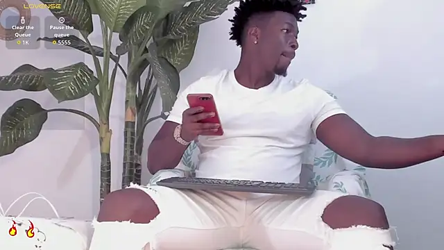 michaell james7 online show from 10/25/25, 07:30