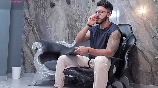 Liam Kleiin online show from 01/15/25, 11:32