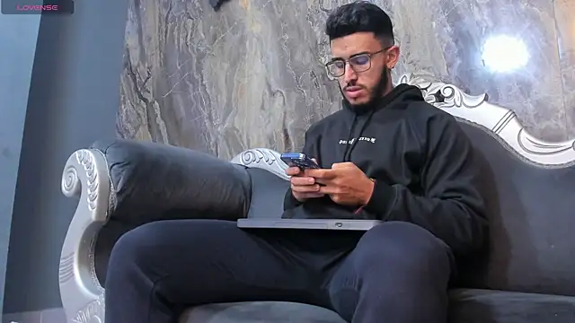 Liam Kleiin online show from 03/18/25, 11:30