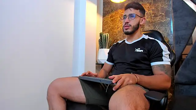 Liam Kleiin online show from 09/16/25, 11:22