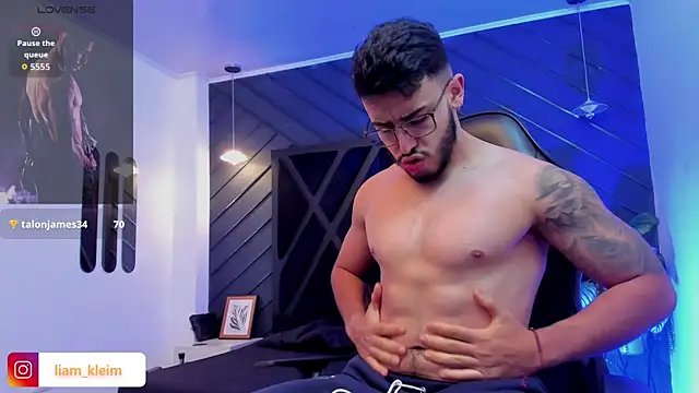 Liam Kleiin online show from 11/21/25, 11:20