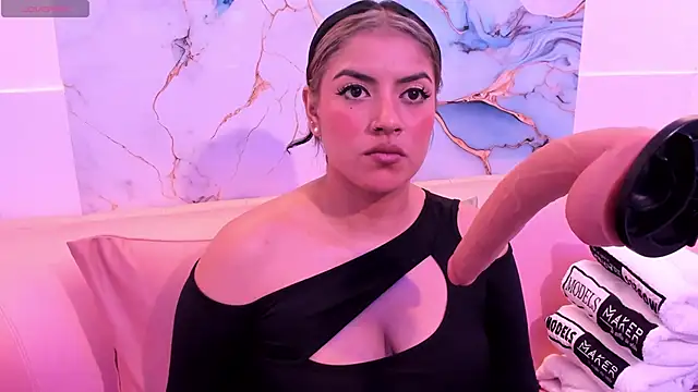 taylor cupper online show from 09/18/25, 03:52