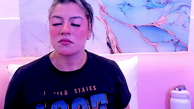 taylor cupper online show from 10/23/25, 03:28