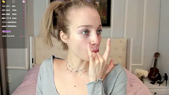 Snapshot of _LISA_BABYMETAL_ chatting on 02/03/26, 05:16 LISA BABYMETAL online show from 02/03/26, 05:16