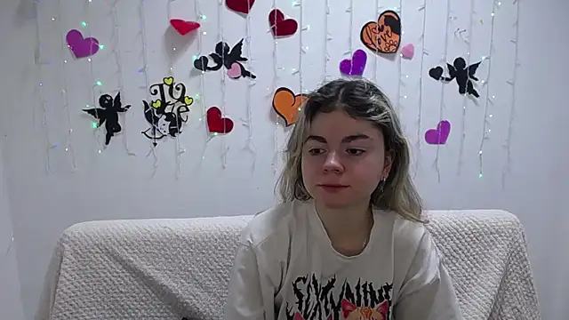 TinaRedly online show from 02/12/25, 12:48