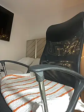 kellya  online show from 03/23/25, 03:10