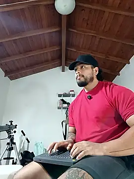 Snapshot of SilvaBranko chatting on 01/17/26, 12:15 SilvaBranko online show from 01/17/26, 12:15