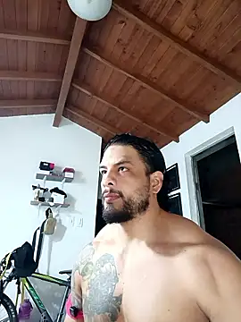 Snapshot of SilvaBranko chatting on 01/19/26, 12:03 SilvaBranko online show from 01/19/26, 12:03