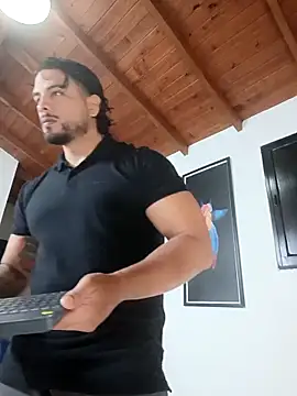 Snapshot of SilvaBranko chatting on 02/03/26, 01:04 SilvaBranko online show from 02/03/26, 01:04