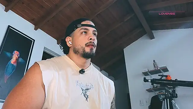 Snapshot of SilvaBranko chatting on 02/28/26, 03:18 SilvaBranko online show from 02/28/26, 03:18