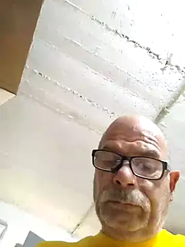 bottomhairy online show from 05/12/26, 03:09