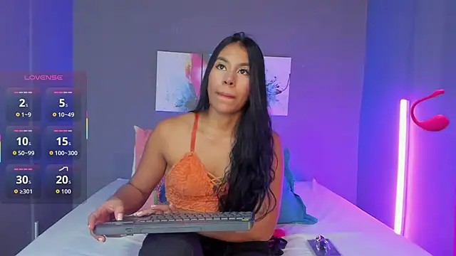 Snapshot of MadissonShakur chatting on 09/30/25, 05:07 MadissonShakur online show from 09/30/25, 05:07