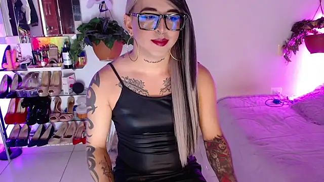 Laveneno ortiz07 online show from 05/04/26, 11:12