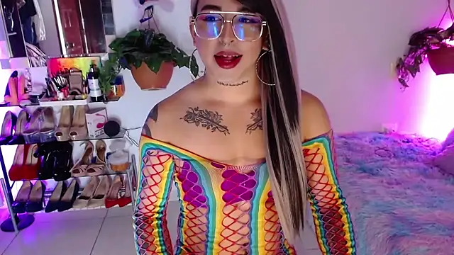 Laveneno ortiz07 online show from 05/13/26, 11:22