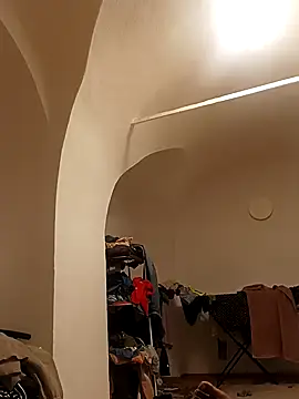 Snapshot of maleesa chatting on 09/08/25, 05:34 maleesa online show from 09/08/25, 05:34