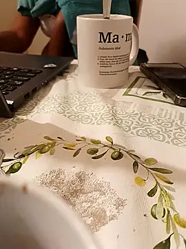 Snapshot of maleesa chatting on 09/28/25, 06:02 maleesa online show from 09/28/25, 06:02