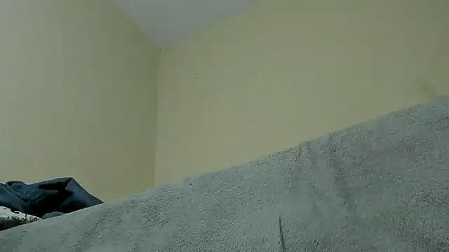 Snapshot of Osiiriis chatting on 01/31/25, 04:58 Osiiriis online show from 01/31/25, 04:58