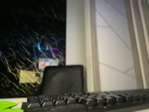Snapshot of Osiiriis chatting on 02/27/25, 04:52 Osiiriis online show from 02/27/25, 04:52