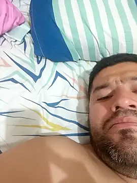 Snapshot of xmissinchesxx chatting on 03/09/26, 03:32 xmissinchesxx online show from 03/09/26, 03:32