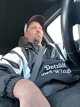 Snapshot of ryand12804 chatting on 12/27/24, 07:57 ryand12804 online show from 12/27/24, 07:57