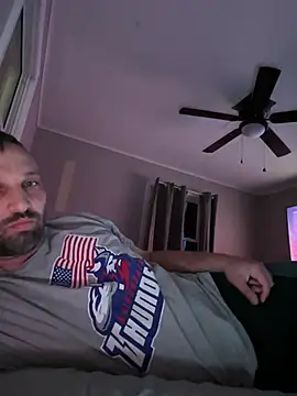 Snapshot of ryand12804 chatting on 03/22/25, 04:14 ryand12804 online show from 03/22/25, 04:14