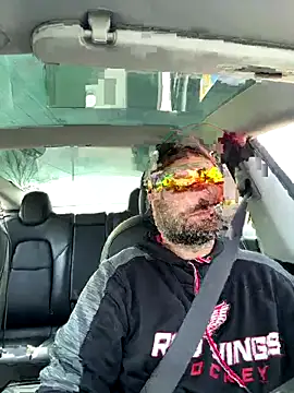 Snapshot of ryand12804 chatting on 10/18/25, 05:14 ryand12804 online show from 10/18/25, 05:14