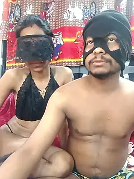 Snapshot of sexycouplemh09 chatting on 01/08/26, 03:47 sexycouplemh09 online show from 01/08/26, 03:47