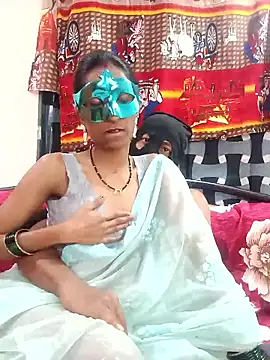 Snapshot of sexycouplemh09 chatting on 01/09/26, 01:47 sexycouplemh09 online show from 01/09/26, 01:47