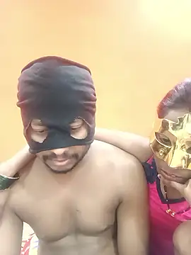 Snapshot of sexycouplemh09 chatting on 01/12/26, 04:56 sexycouplemh09 online show from 01/12/26, 04:56