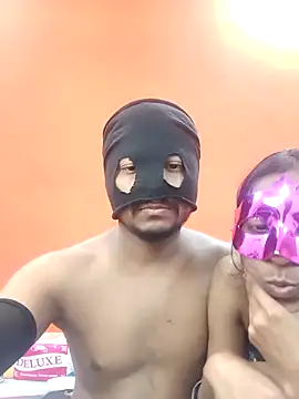 Snapshot of sexycouplemh09 chatting on 01/13/26, 04:45 sexycouplemh09 online show from 01/13/26, 04:45