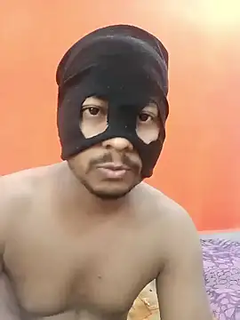 Snapshot of sexycouplemh09 chatting on 01/14/26, 05:29 sexycouplemh09 online show from 01/14/26, 05:29