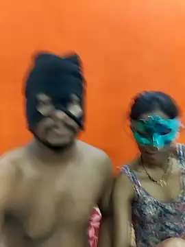 Snapshot of sexycouplemh09 chatting on 03/01/26, 05:04 sexycouplemh09 online show from 03/01/26, 05:04