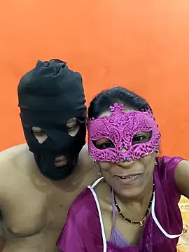 Snapshot of sexycouplemh09 chatting on 03/16/26, 04:55 sexycouplemh09 online show from 03/16/26, 04:55