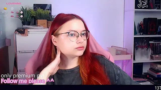 me  hanna online show from 11/11/25, 10:10