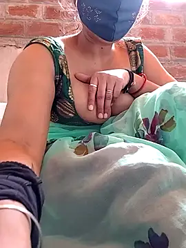 Snapshot of Archna-ji chatting on 12/06/24, 08:05 Archna-ji online show from 12/06/24, 08:05