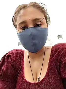 Snapshot of Archna-ji chatting on 02/10/25, 05:36 Archna-ji online show from 02/10/25, 05:36