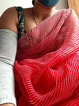 Snapshot of Archna-ji chatting on 02/18/25, 05:20 Archna-ji online show from 02/18/25, 05:20