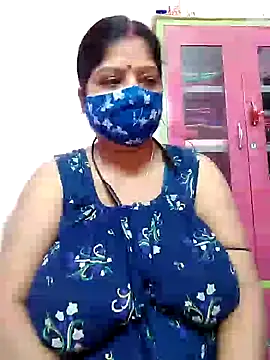 Snapshot of Kayra_34 chatting on 01/30/25, 01:53 Kayra 34 online show from 01/30/25, 01:53