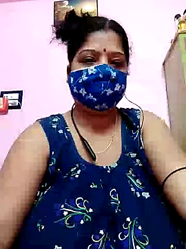 Snapshot of Kayra_34 chatting on 02/05/25, 11:12 Kayra 34 online show from 02/05/25, 11:12