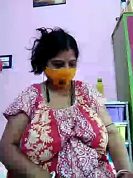 Snapshot of Kayra_34 chatting on 02/08/25, 09:13 Kayra 34 online show from 02/08/25, 09:13