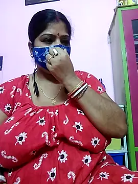 Snapshot of Kayra_34 chatting on 02/18/25, 02:16 Kayra 34 online show from 02/18/25, 02:16