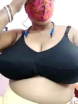 Snapshot of Kayra_34 chatting on 10/11/25, 05:50 Kayra 34 online show from 10/11/25, 05:50